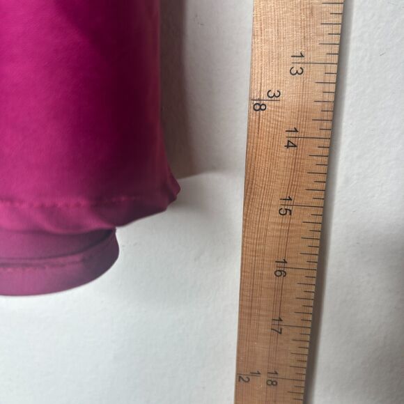 Magenta Satin Side-Zip Flowy Mini Skirt with Side Slit S - Picture 7 of 8